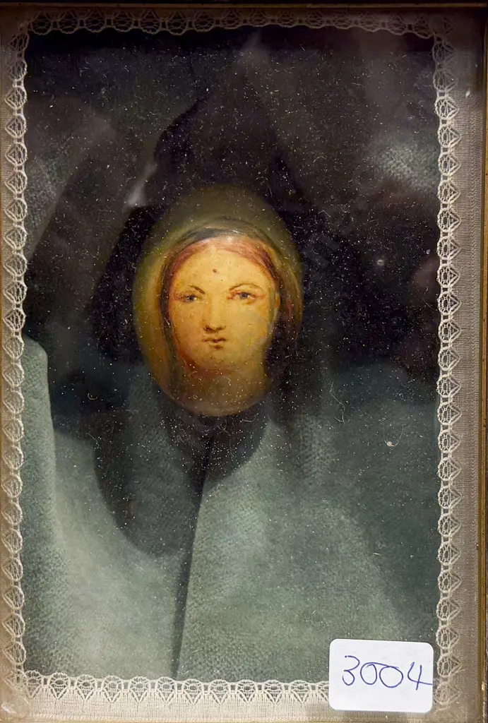 Painted Egg Diorama Image 1++