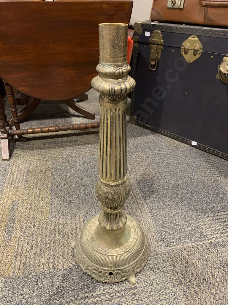 Brass Lamp Base Image 1++