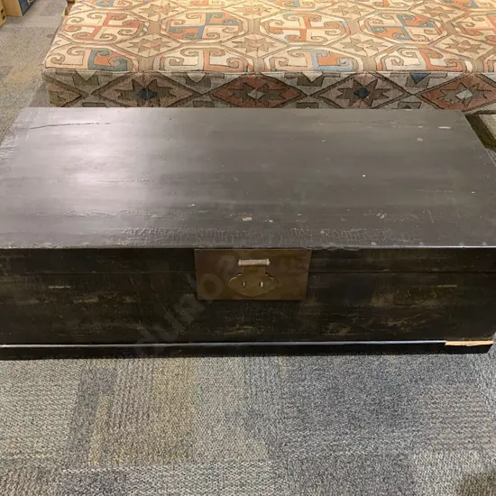 Large Rectangular Chinese Black Lacquered Trunk On Stand