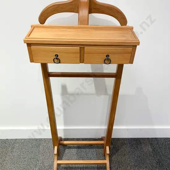 Rimu Gentleman's Valet