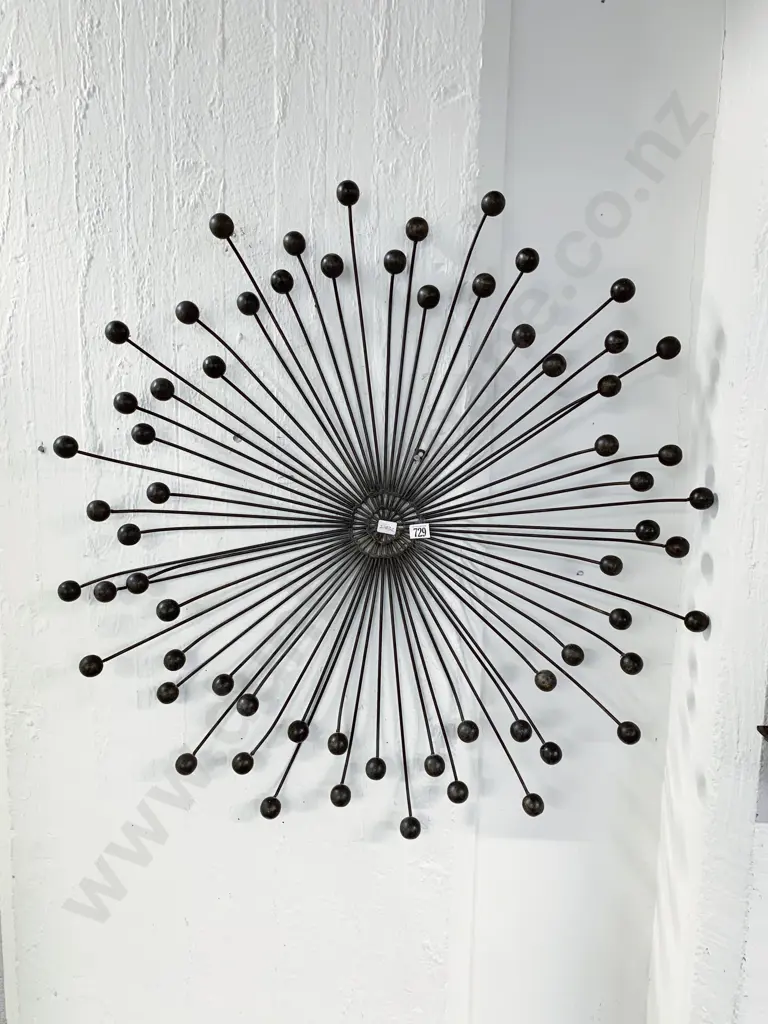 Black Metal Starburst Wall Hanging Image 1++