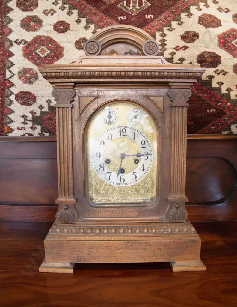 Late C19th German Walnut Bracket Clock Image 1++