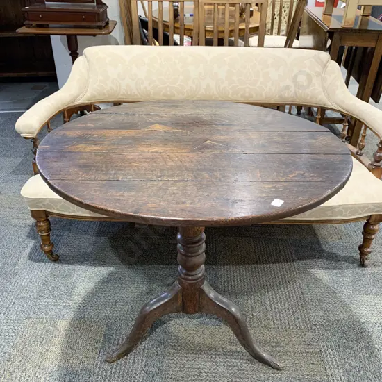 Geo III Oak Circular Snap Top Supper Table