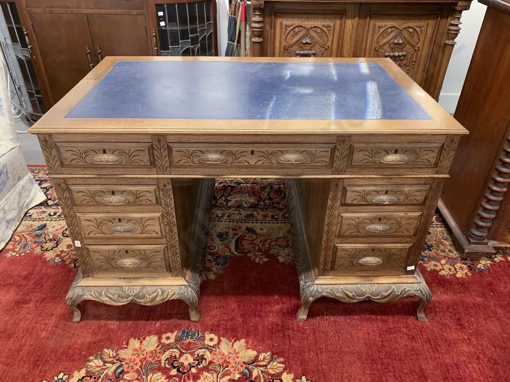 Edwardian Mahogany Leather Top Kneehole Pedestal Desk Image 1++