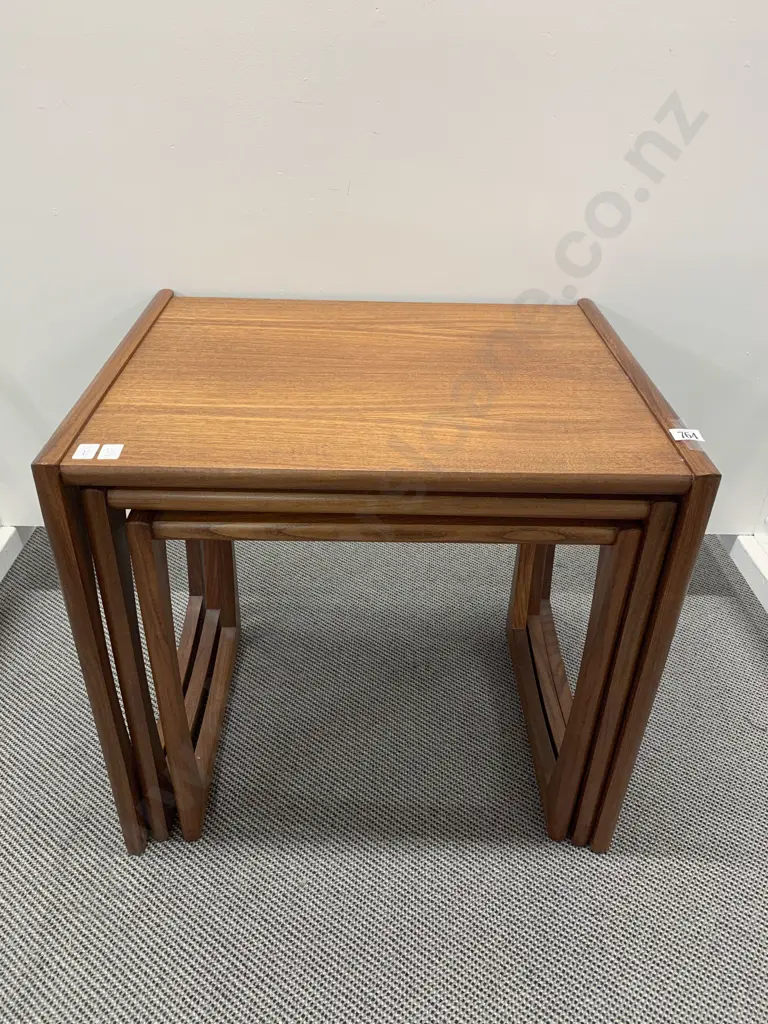 G-Plan Quadrille Nest of Three Tables Image 1++