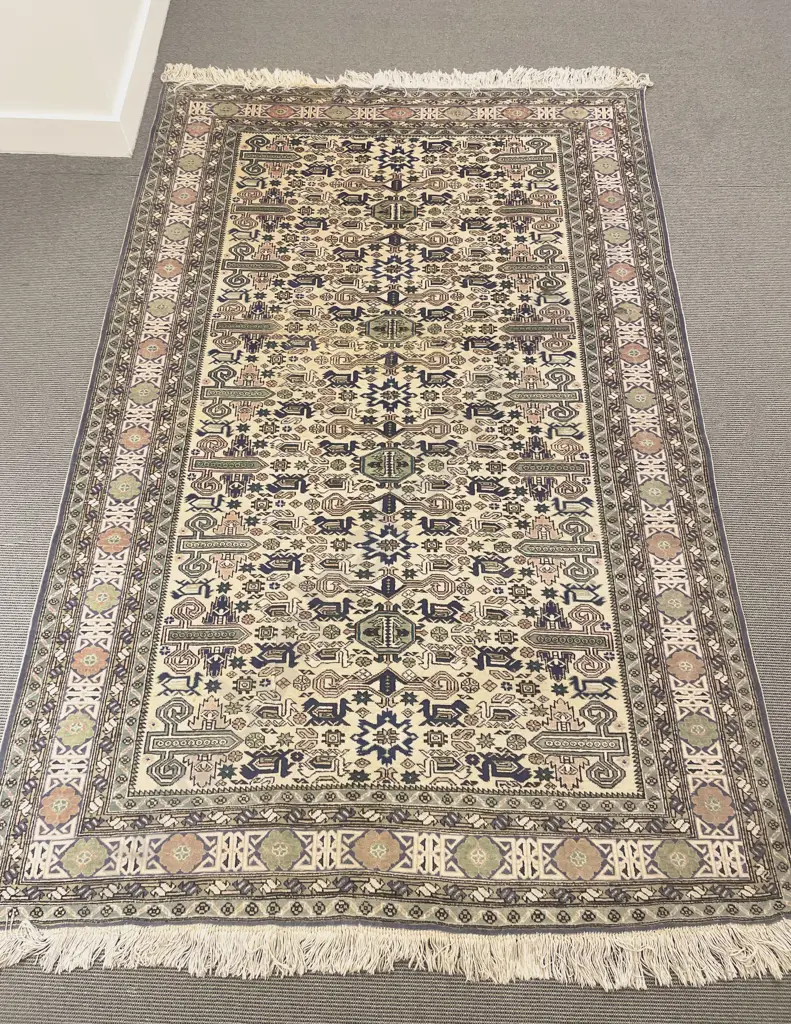 Persian Rug Image 1++