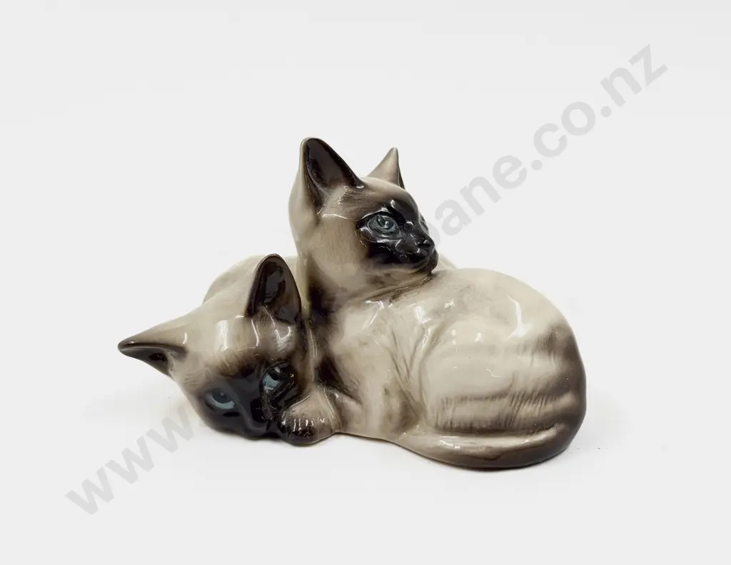 Beswick Cat Figure Group Image 1++