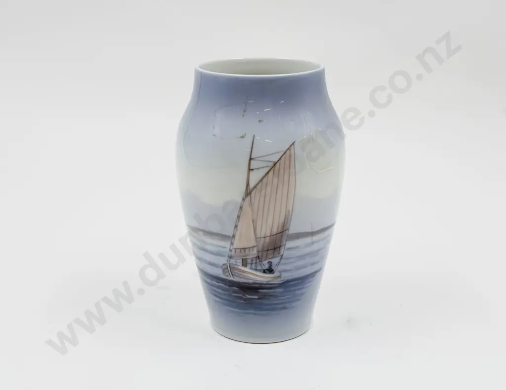 Royal Copenhagen Vase Image 1++