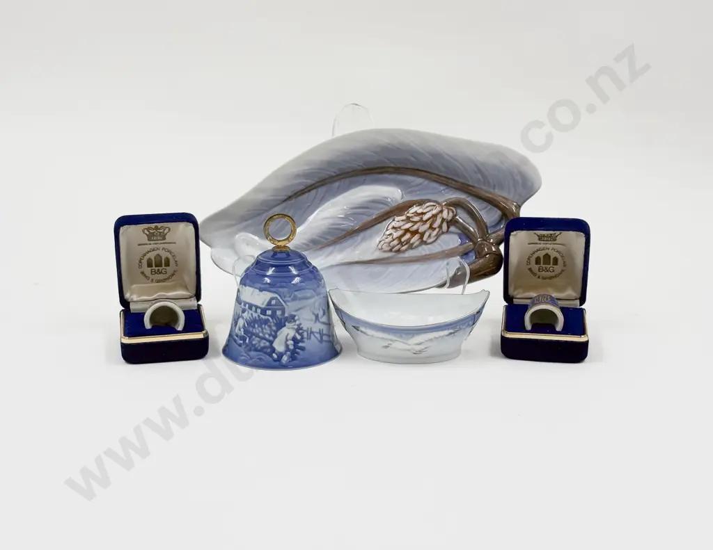 Five Assorted Pieces of B&G Image 1++