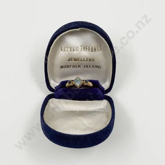 9ct Three Stone Topaz and Sapphire Band Ring