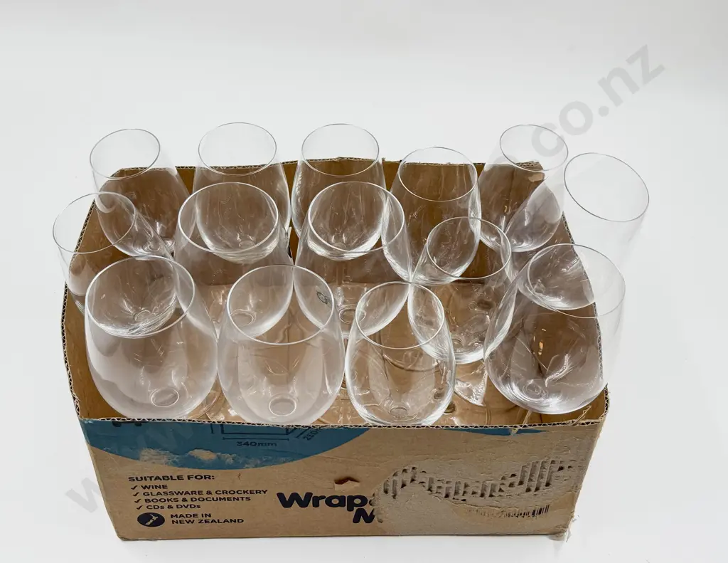 Box of Assorted Wine Glasses Image 1++