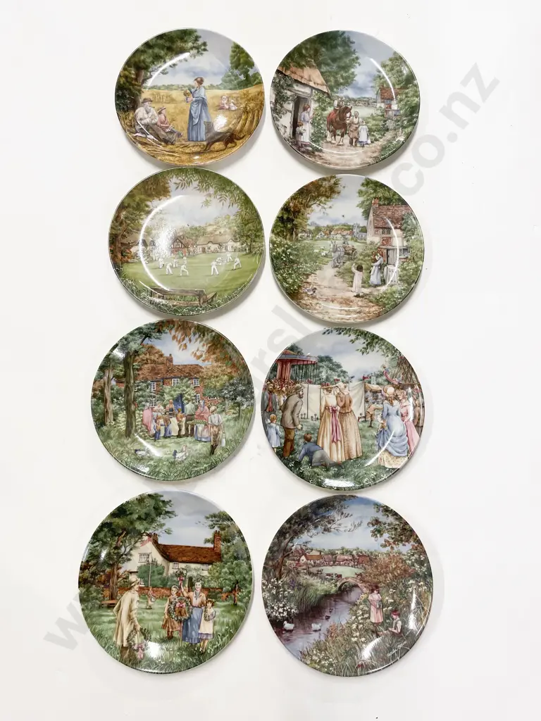 Eight Assorted Boxed Wedgwood Comm. Plates Image 1++