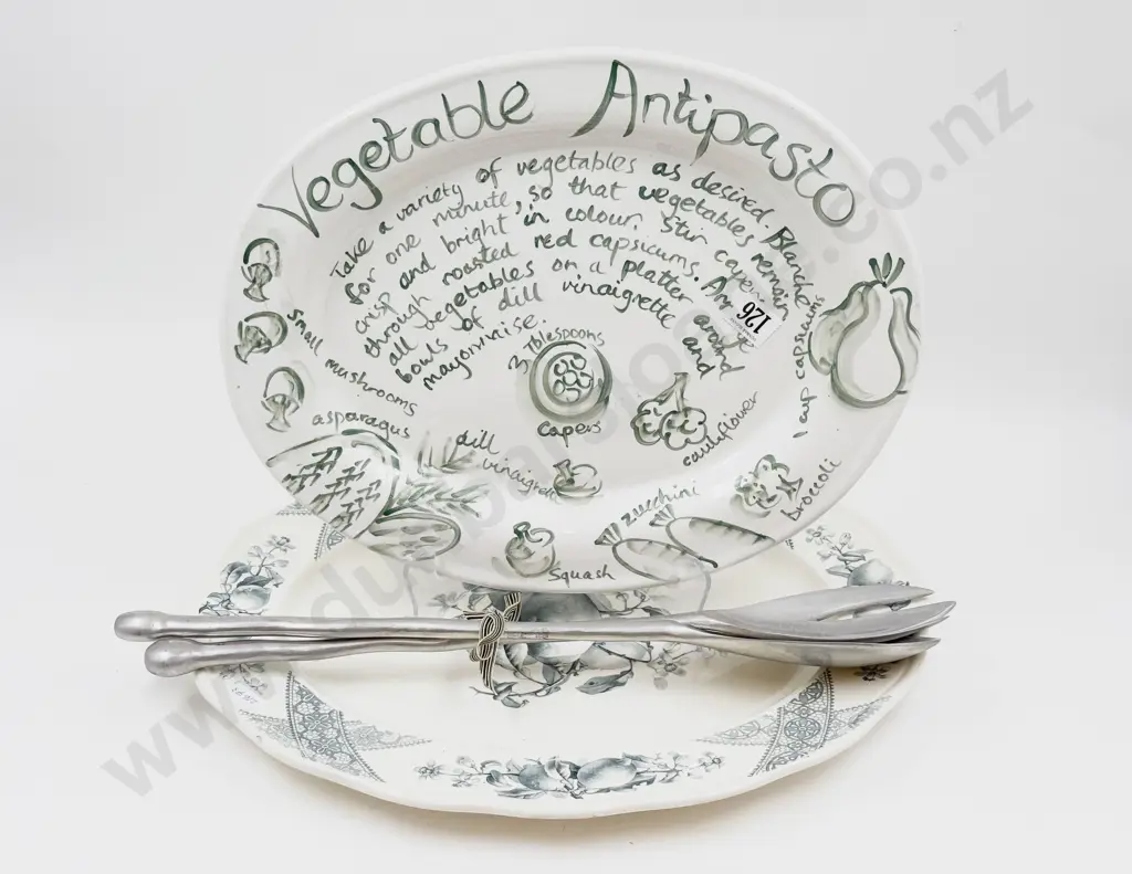 Two Assorted Ashets together with Novelty Salad Servers Image 1++