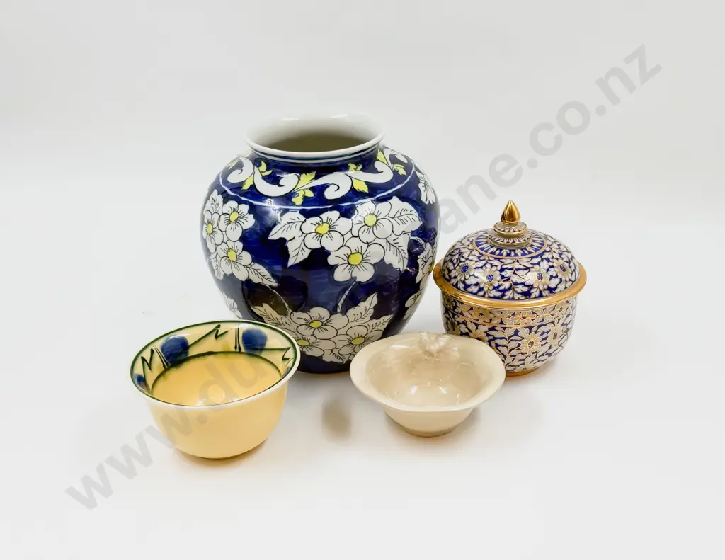 Small Quantity of Assorted China Image 1++