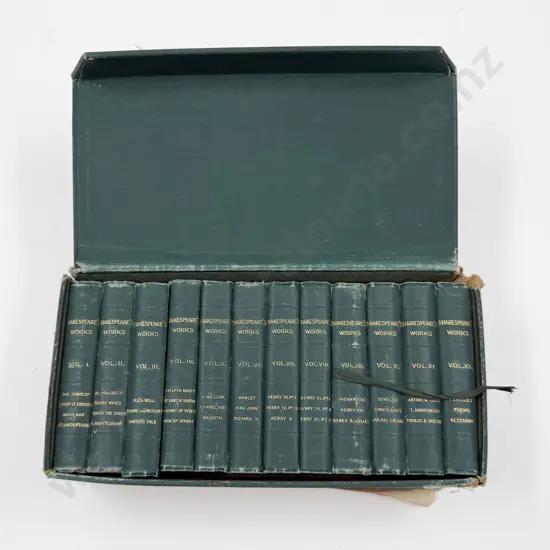 Vintage Boxed Set of Shakepeare's Works