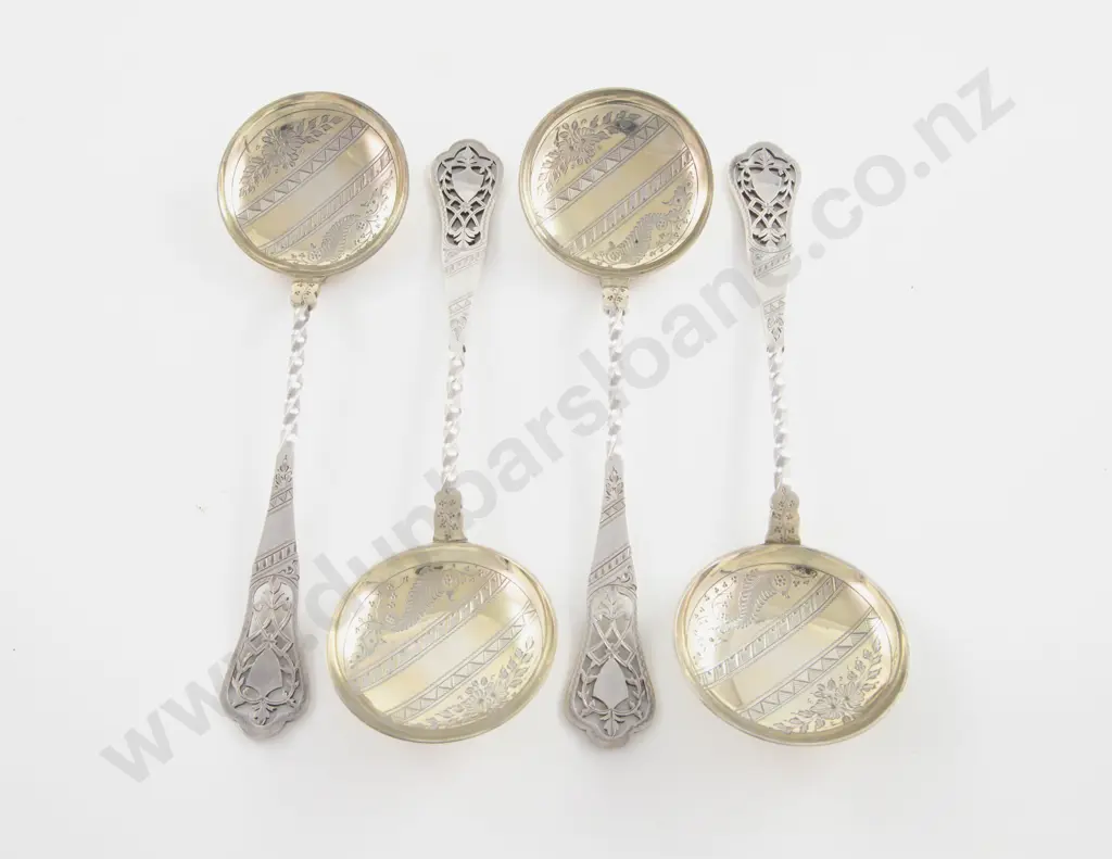 Late Vict Cased Set Of 4 S/P Serving Spoons Image 1++
