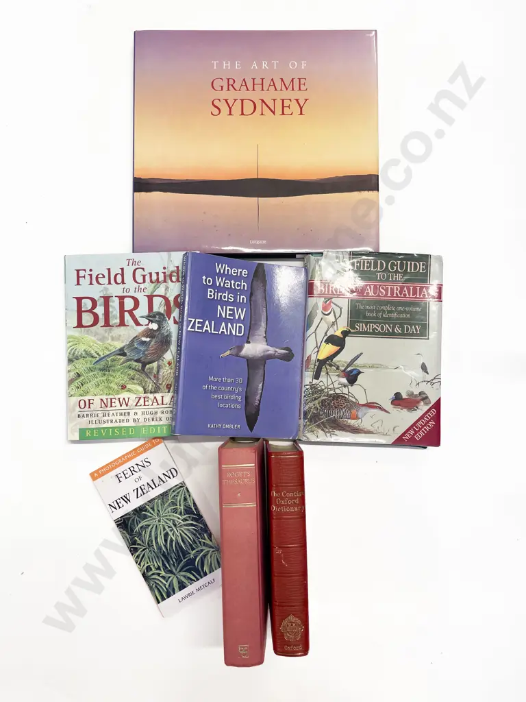 The Art of Grahame Sydney together with Assorted Books Image 1++
