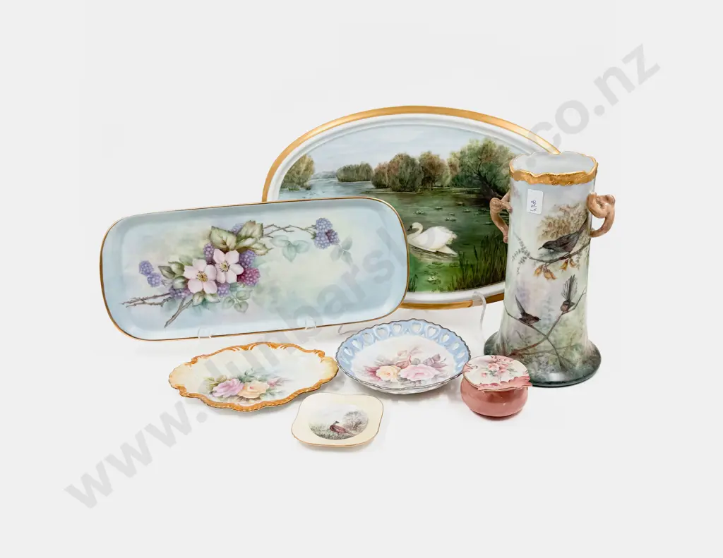 Quantity of Assorted Fancy China Image 1++