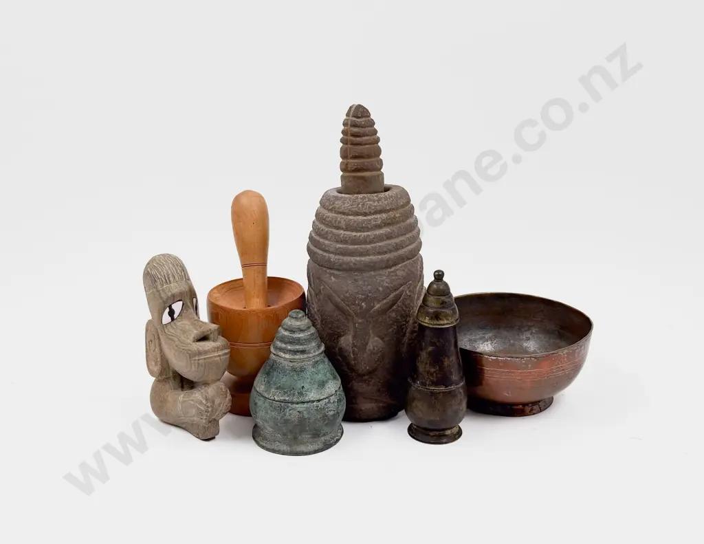 Small Quantity of Assorted incl Figural Pestle & Mortar Image 1++