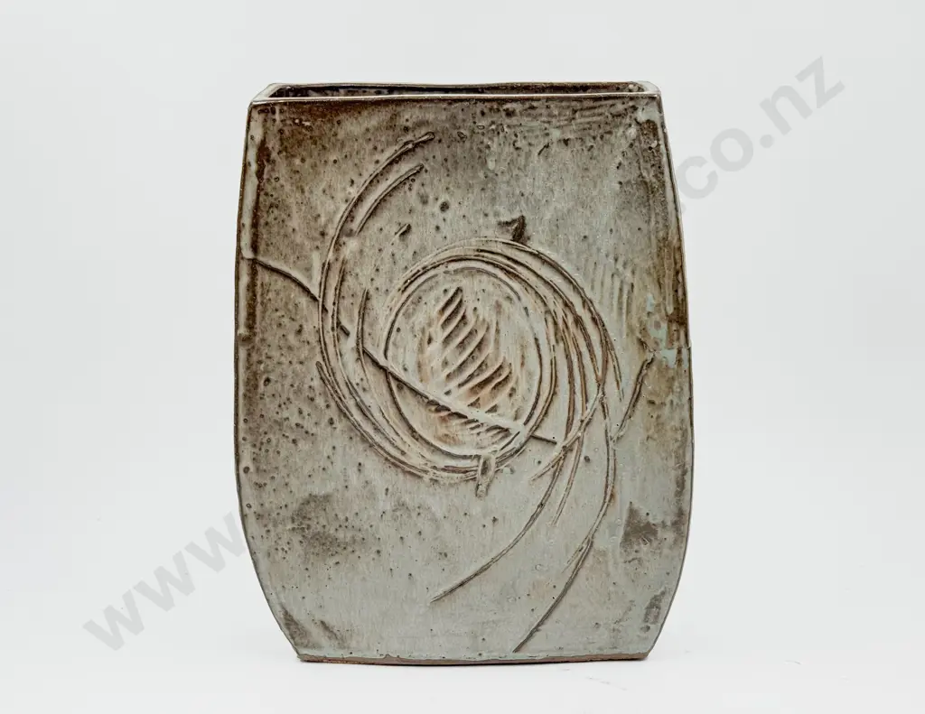 NZ Pottery Slab Built Vase Image 1++