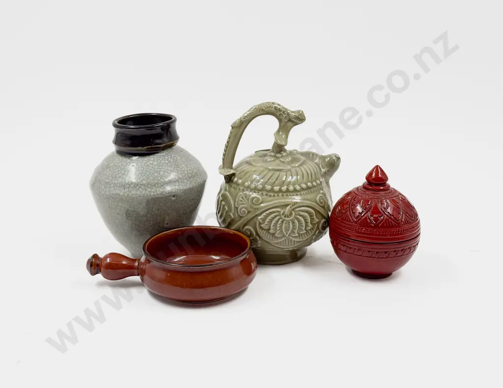 Four Pieces of Assorted Pottery Image 1++