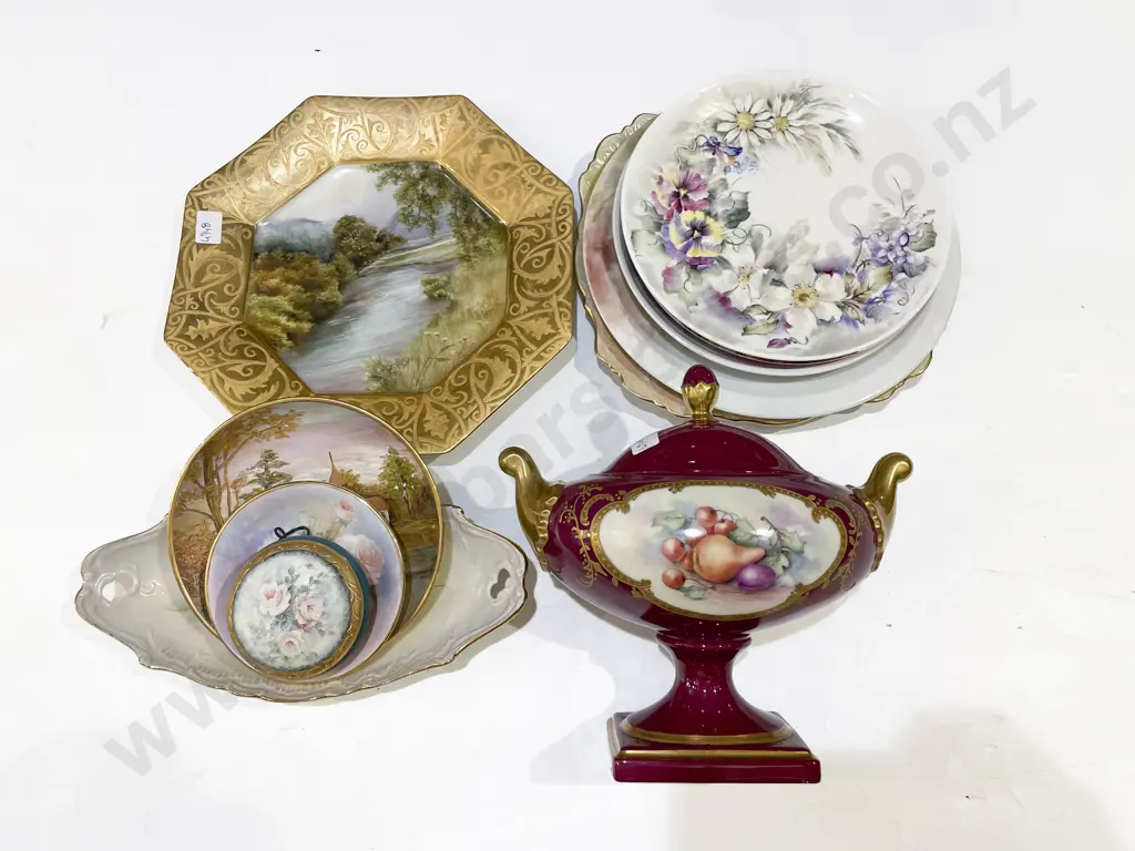 Box of Assorted Fancy China Image 1++