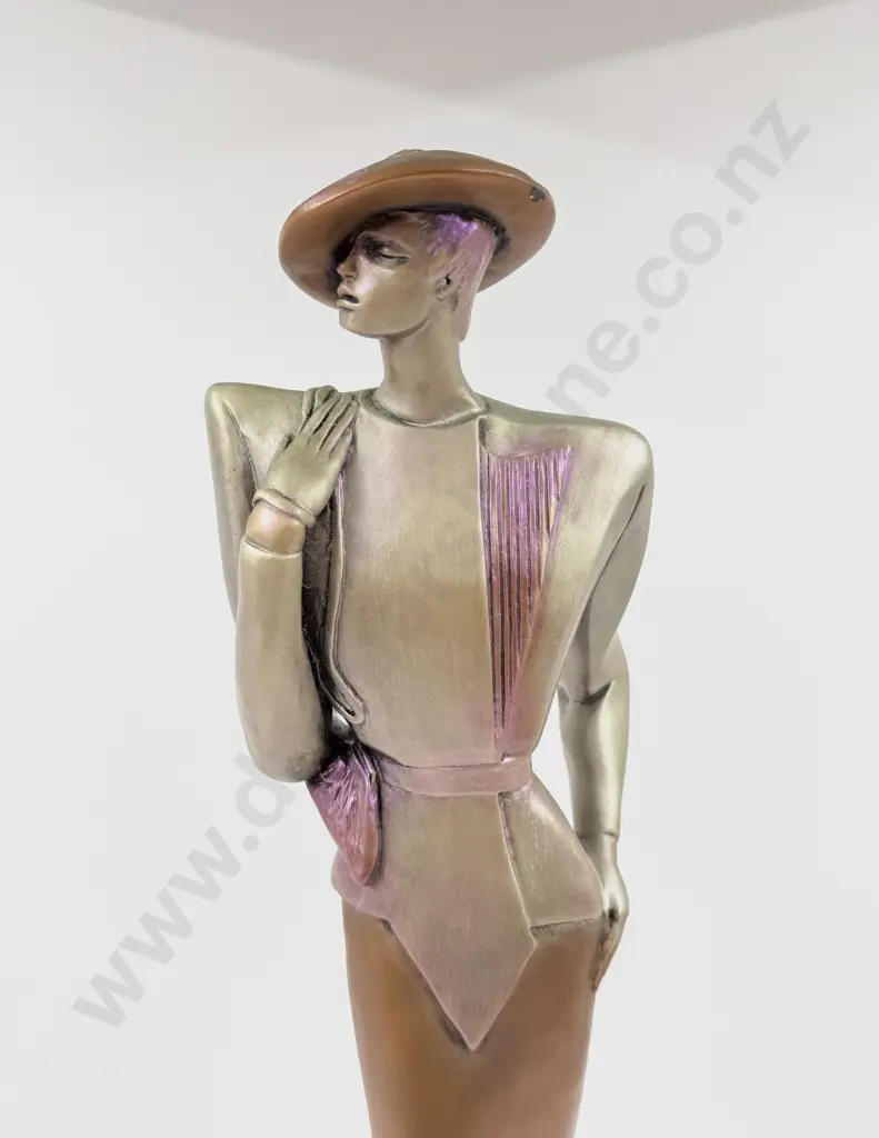 Large Decorative Figure Image 1++