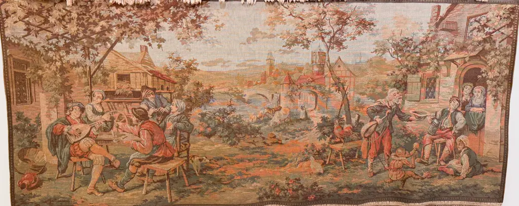 Wall Hanging Tapestry Image 1++
