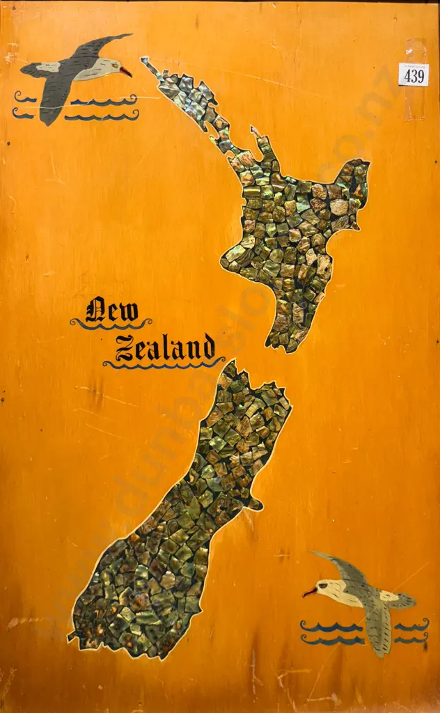 New Zealand Tourist Ware Inlaid Paua Map on Board Image 1++