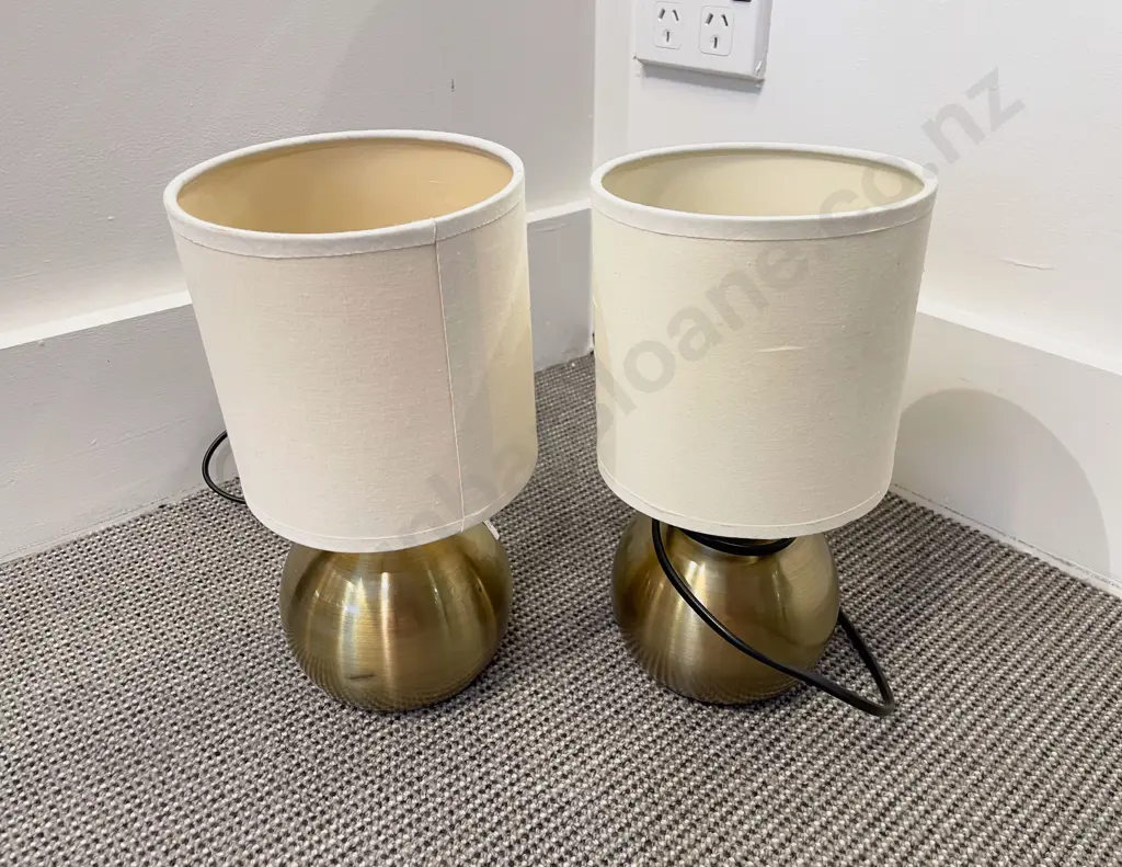 Pair of Modern Table Lamps Image 1++