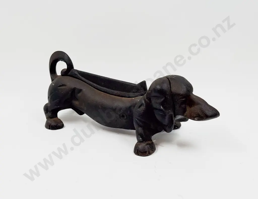 Antique Cast Iron Daschund Book Scraper Image 1++