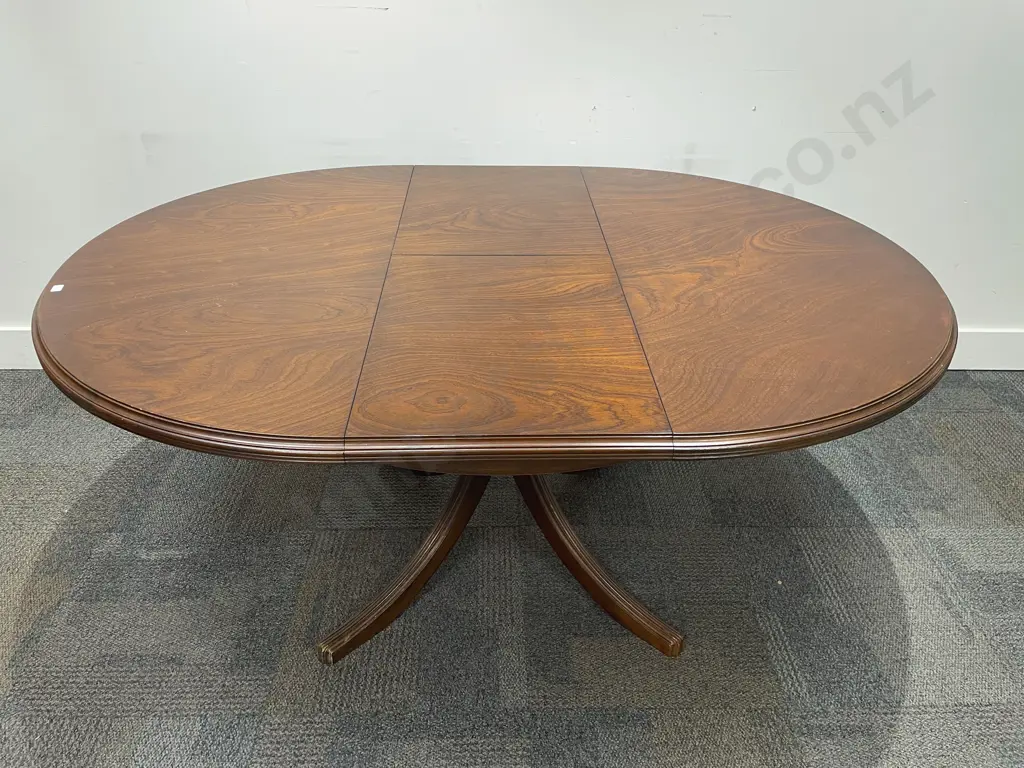 Mahogany Extension Dining Table & Six Dining Chairs Image 1++