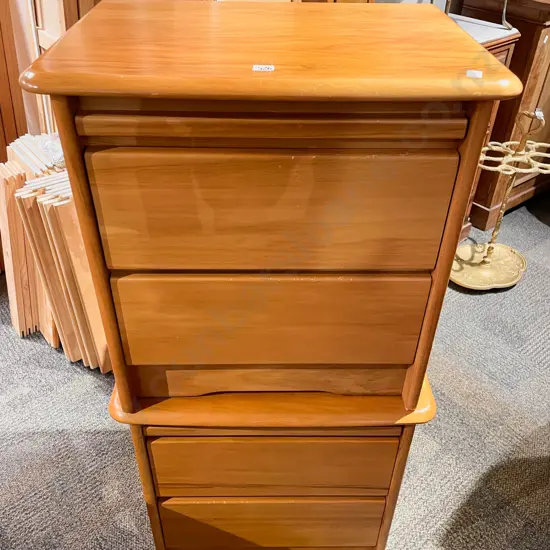 Danske Mobler Modern Bedroom Suite