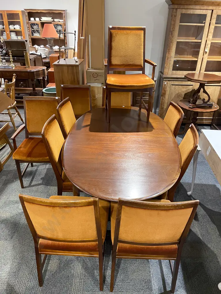 Mahogany Extension Dining Table & Ten Dining Chairs Image 1++