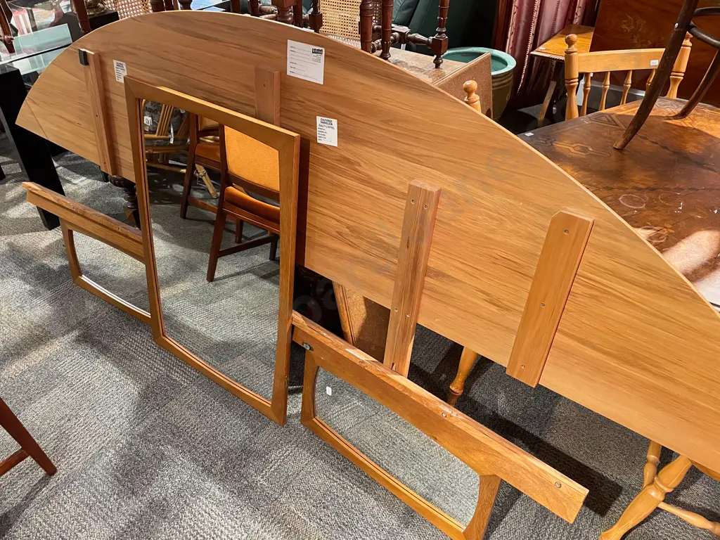 Rimu Tryptich Dressing Table Mirror Image 1++