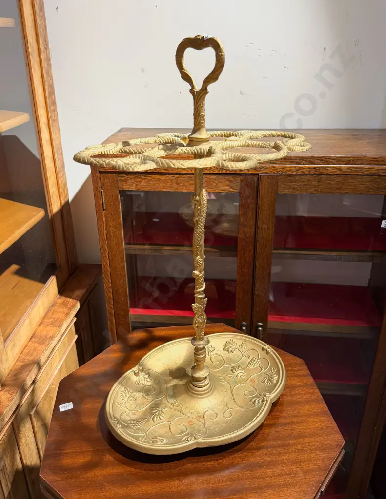 Brass & Gilt Painted Decorative Umbrella Stand Image 1++