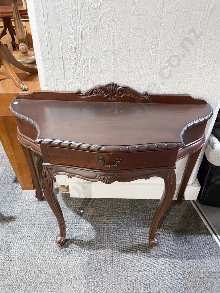 Reproduction Mahogany Hall Table Image 1++