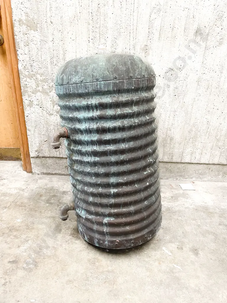 Large Vintage Copper Water Cylinder Image 1++
