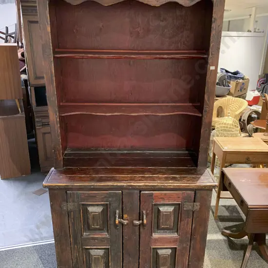 C19th Oak Kitchen Dresser of Neat Proportions