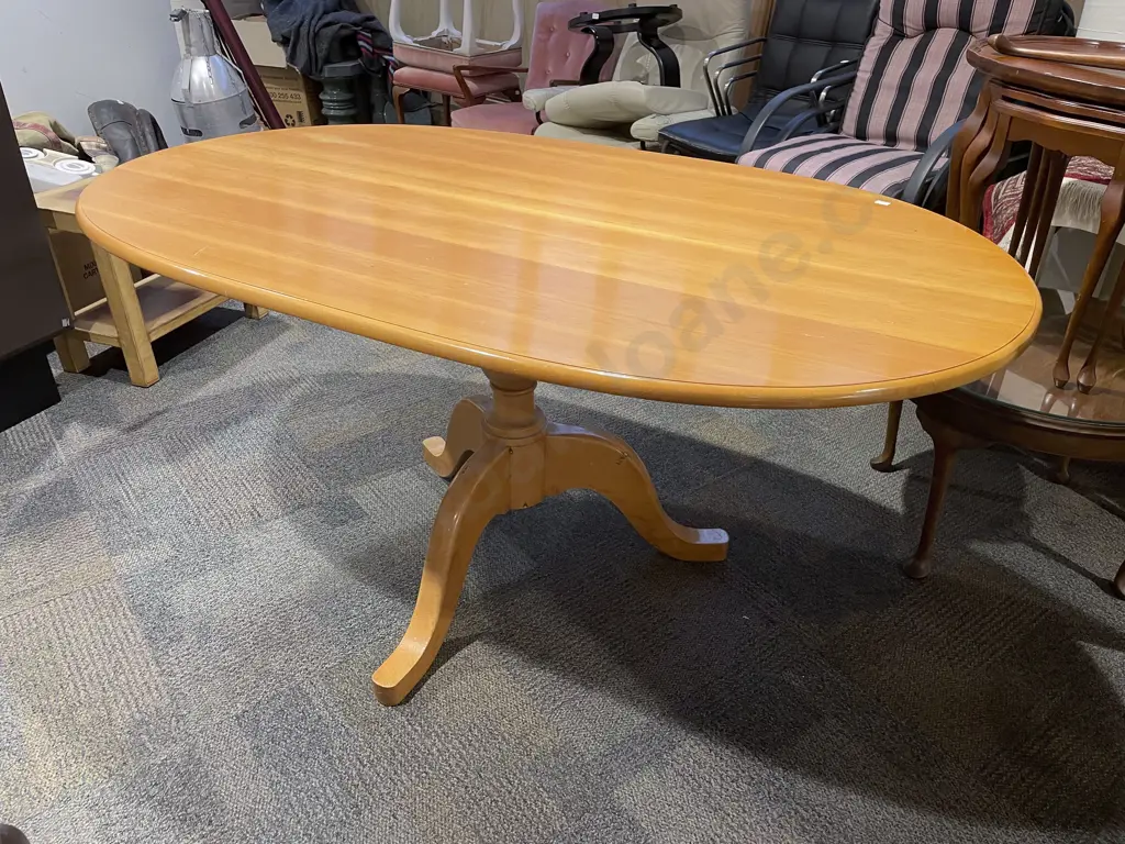 Tripod Base Kauri Oval Top Dining Table Image 1++