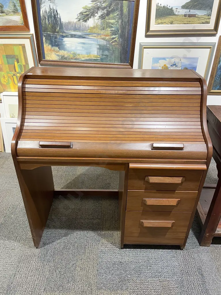 Mahogany Roll Top Desk Image 1++