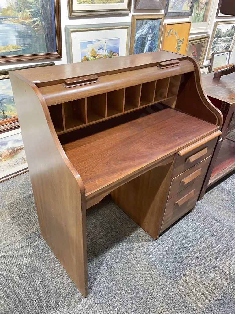 Mahogany Roll Top Desk Image 1++