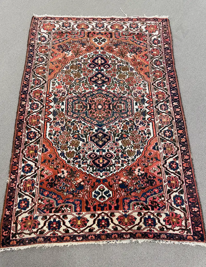 Persian Woollen Floor Rug Image 1++