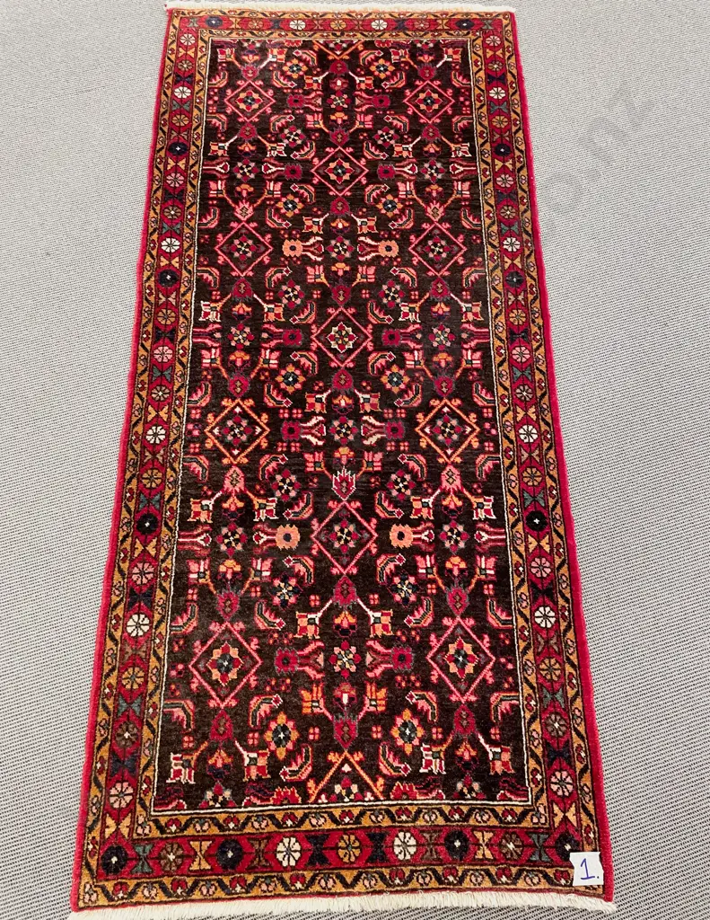 Persian Woollen Floor Rug Image 1++