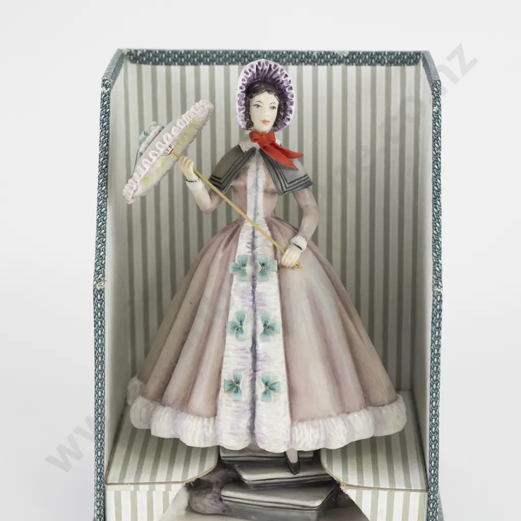 Original Boxed Royal Worcester Figure "Caroline" Image 1++