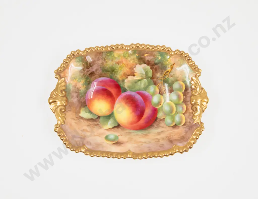 Royal Worcester Shaped Rectangular Dish Image 1++