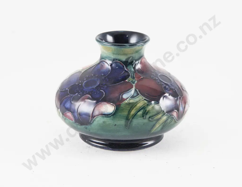 Moorcroft Squat Circular Anemone Pattern Vase Image 1++