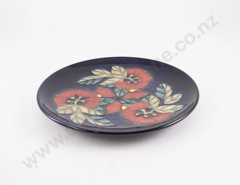 Moorcroft Pohutakawa Pattern Plate Image 1++