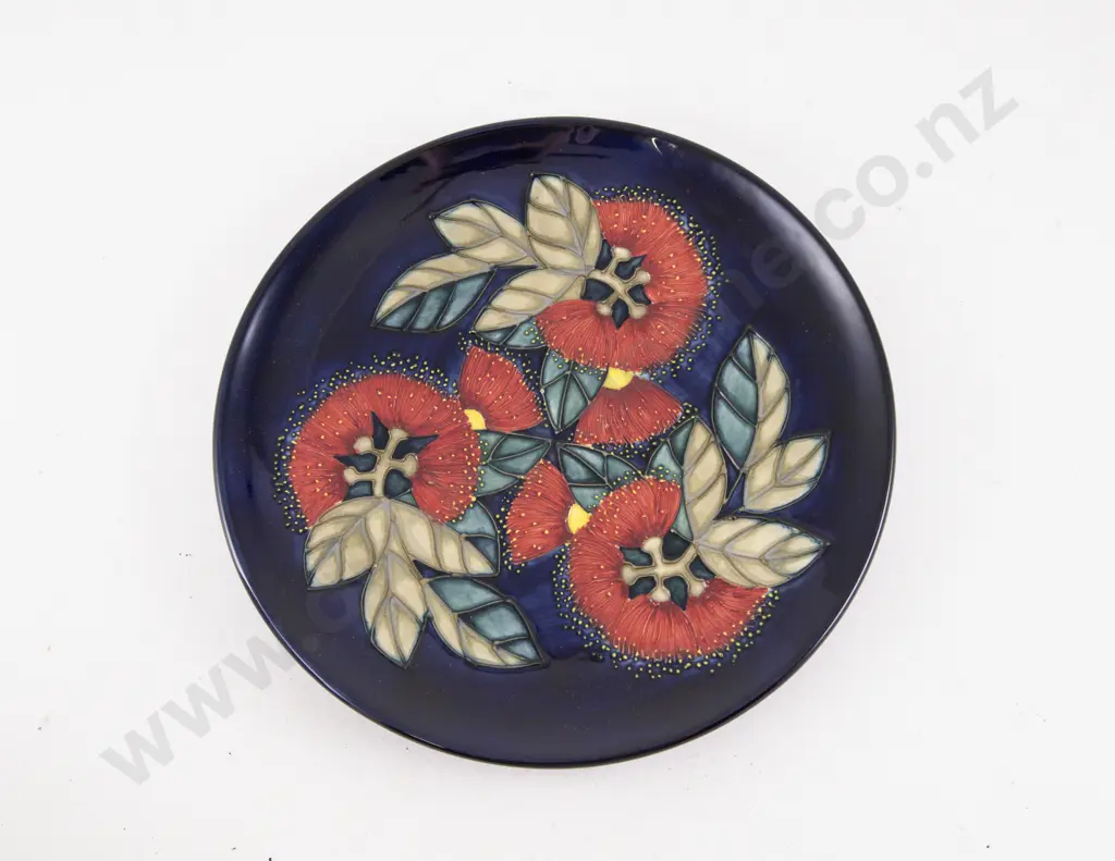 Moorcroft Pohutakawa Pattern Plate Image 1++