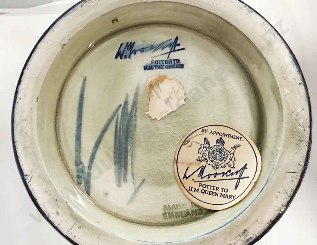 Moorcroft Orchid Pattern Baluster Vase Image 1++